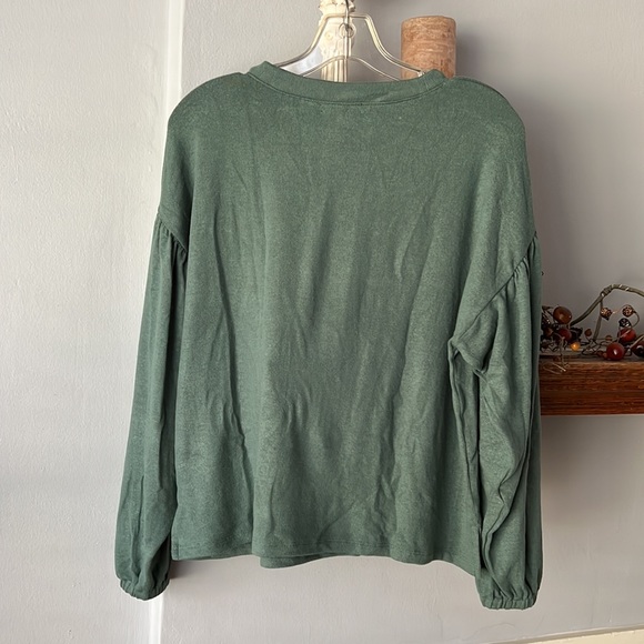 Madewell Dreamiest Knit Long-Sleeve Tee | Simply Sage | Size: S - Picture 9 of 14